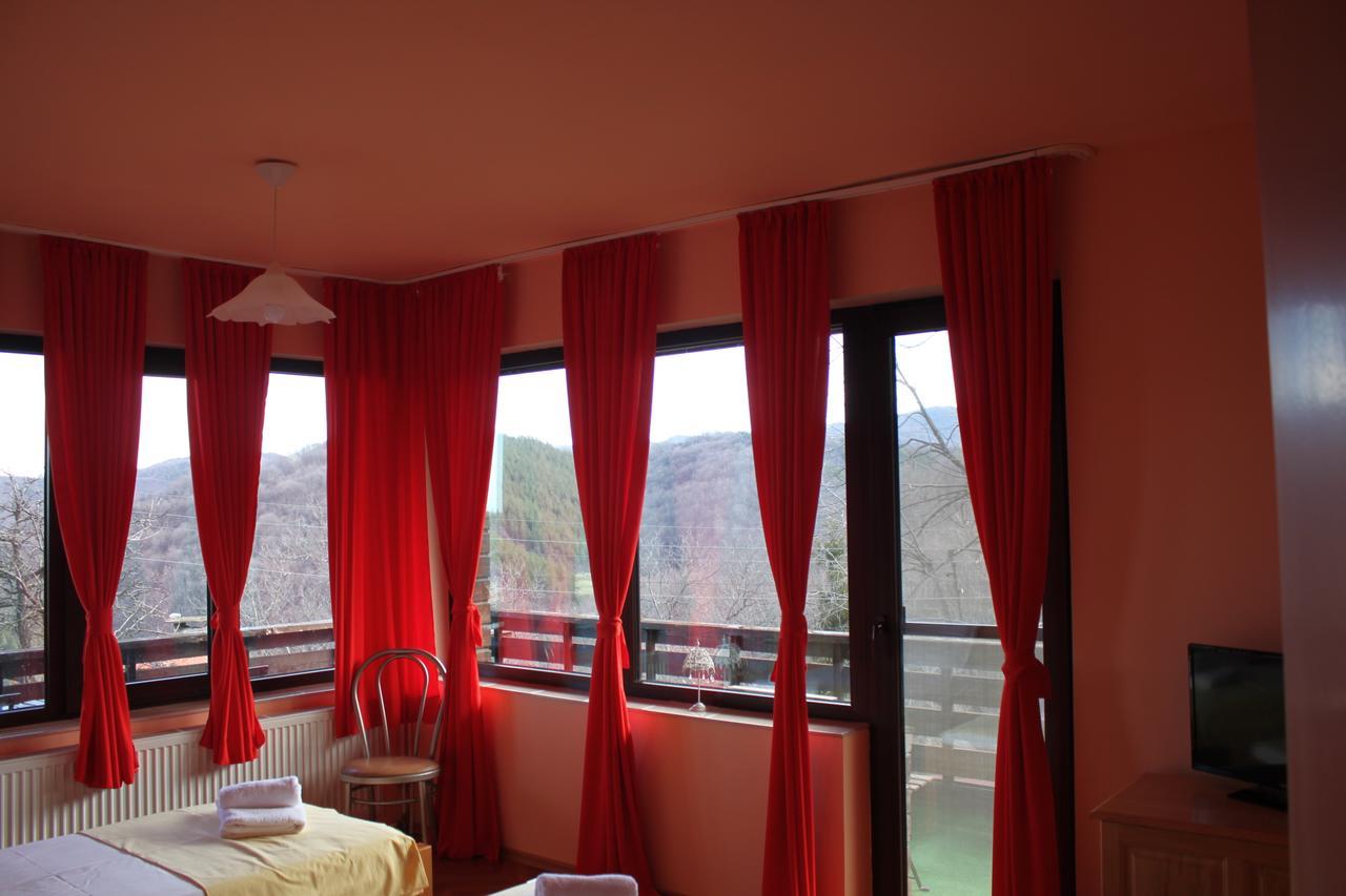 Guest House Daskalov Chervena Lokva Екстериор снимка