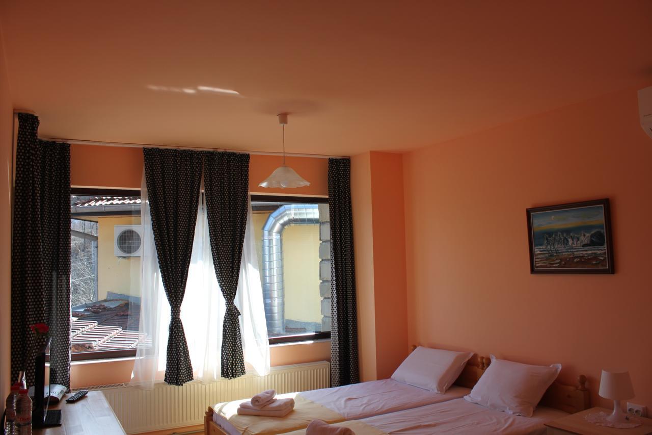 Guest House Daskalov Chervena Lokva Екстериор снимка