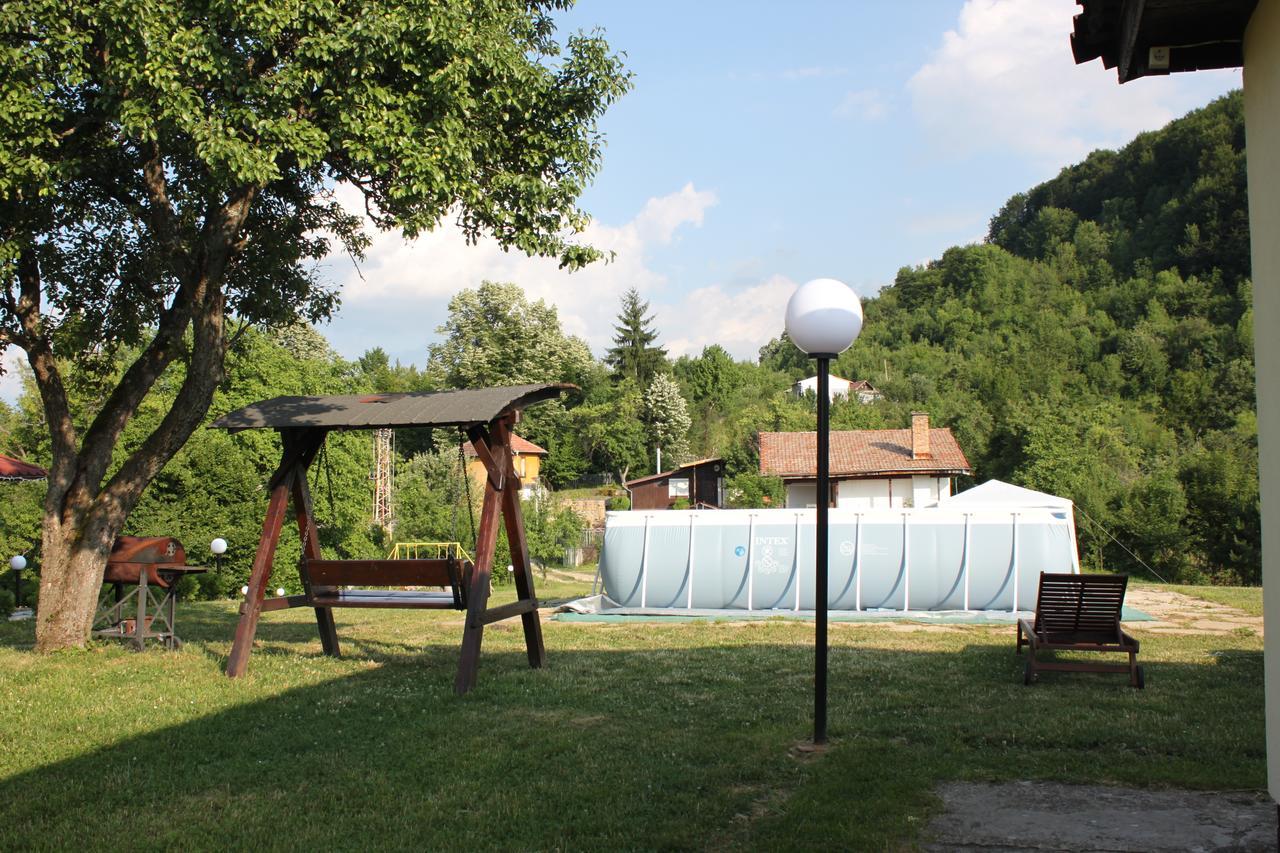 Guest House Daskalov Chervena Lokva Екстериор снимка