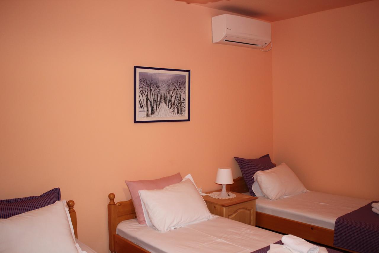 Guest House Daskalov Chervena Lokva Екстериор снимка